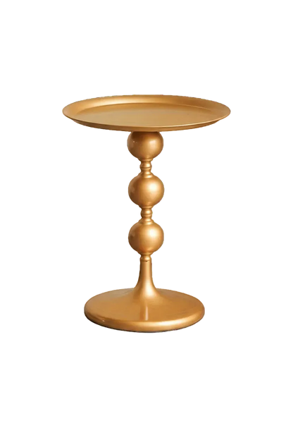 Bout de Canapé Doré au Design Vintage